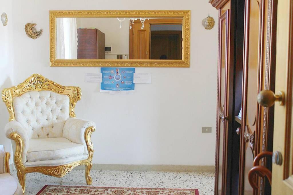 The Golden Apartment البندقية المظهر الخارجي الصورة